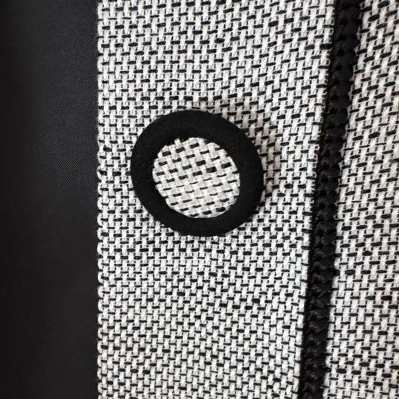 Semantiks Blazer with White & Black Accents Size 8 - Picture 5 of 9